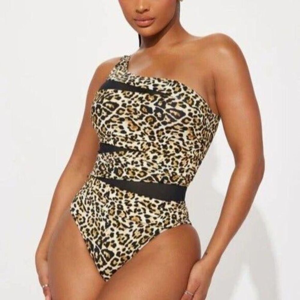 Catherine Malandrino Cheetah  Asymmetrical Strap One Shoulder One Piece S RefN05